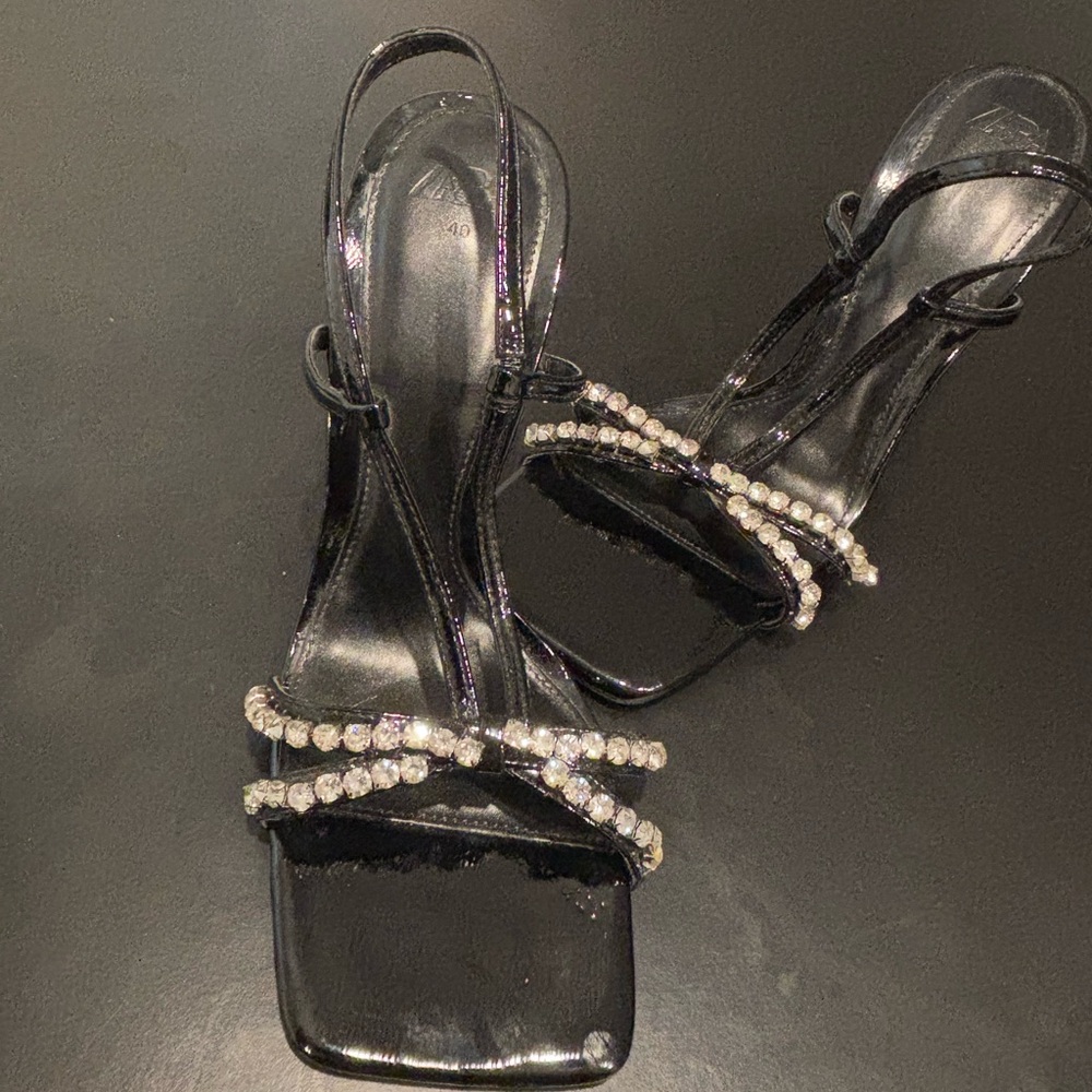 ZARA Black High Heel Square Toe Strappy Sandals